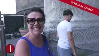 BOOM DI VISITE AL MASCHIO ANGIOINO DI NAPOLI, IL CALDO NON INTIMORISCE I TURISTI
