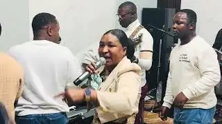 Evelin Montero. Sábana grande de Boya 