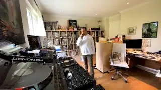 Luciano Living Room Session Part.40  in collab with Dune Tv & Roland (02.05.2020)