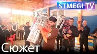 Внесение свитка Торы в синагогу в Люблино