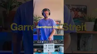 Garrettson Streit brought the lounge vibes for Coffee Sessions ☕️☀️