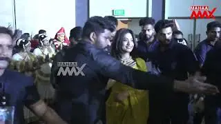 Actress Rashmika Entry @ Pushpa 2 The Rule Grand Event In Kochi | Allu Arjun | Mahaa Max