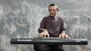 Sangue Inocente Louvor Cl&aacute;ssico Voz e Piano