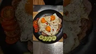 Ham and Eggs, @ArielsHausmannskost