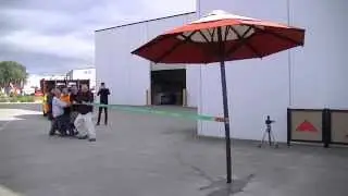 The Pull Test - Ausbrella Cafe Umbrella Pole Strength Test