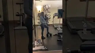 #athomeworkout #athomeworkouts #athomeworkoutvideos #virtualworkouts #virtualworkout #abworkout