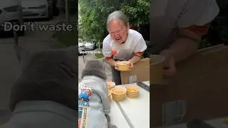 🧀Sharing Tasty Turkey Noodles With The Hungry!🤤🍝| Don&rsquo;t Waste Food #catvideos #catmemes #trending