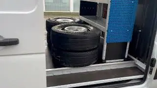 RENAULT MASTER 2.3 Varevogn med indretning og B&Auml;R l&aelig;sserampe. - IMG_8068.mov