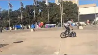 Kevin escobar #360. Barnspri