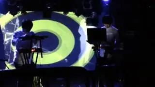 Artgraffiti from FATpaints - LittleNose（Live）