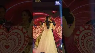 সবার সামনে লায়লাকে চু মু খেলেন কে এই যুবক#fbreels #fb #bluefariyalaila #reels #thenationaljournal