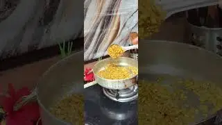 Khasta Daal k Samosey cooking With Varsha 