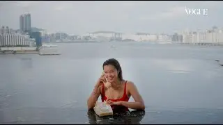 SUMMER IN VOGUE 大使 Stephanie Au 跳進 Vogue Hong Kong 及 Rosewood Hong Kong 專屬泳池，詮釋夏日美學！