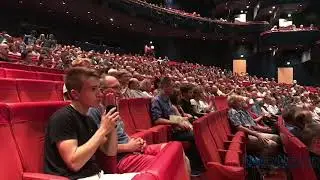 Bremennews unterwegs - Weltpremiere im Metropol Theater