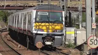 321446 with new Renatus liveried 321303 depart P10 at Stratford on 1N26: 01/09/2017