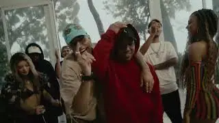 VEIGH - Pelo Momento ft. Borges (Clipe Oficial)
