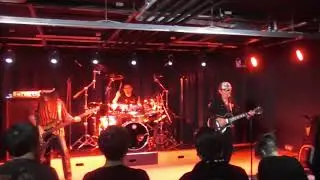2025/11/09/Bark at the Moon/Covered by Cloud number10