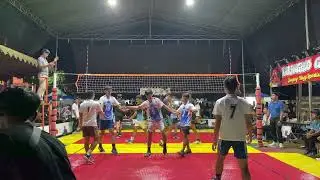 Amek,ovinda,anas vs fahru,adit gigeh ( karangrejo cup ) 
