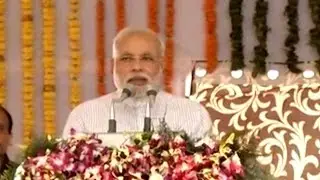 Electric power necessary for development: Modi at Nagpur rally
