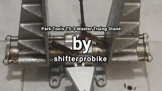 Restauration pied d&eacute;voilage Park Tools TS-3 Master Truing Stand 