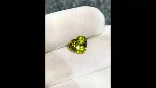 5.15 carats | Green Sphene Stone Heart Shaped Natural Madagascar's Gemstone #sphene #gemstone
