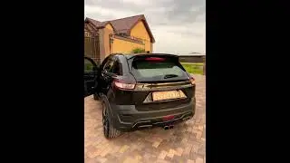 Lada Xray 095