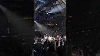 Juno - Sabrina Carpenter (LIVE @ Madison Square Garden) ft. Anne Hathaway getting arrested