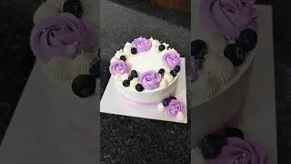 Simple blueberry 🫐 cake decoration ideas #blueberrycake #shorts #youtubeshorts #viralvideo #trending