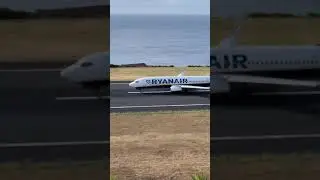 Stunning Ryanair 737 departure from Funchal Airport #Ryanair #Funchal #madeira #ronaldo #boeing