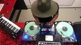 DJ MOODY MIKE : STAY AWAY FROM THESE HOES