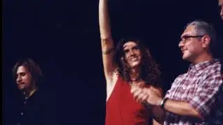 JAGUARES / AMARRATE A UNA ESCOBA Y VUELA LEJOS