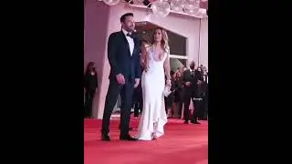 Ben Affleck & Jennifer Lopez - red carpet moment