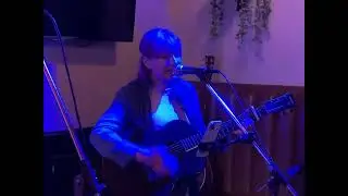 Pink Diamond - &ldquo;Living On The Razor&rsquo;s Edge&rdquo; (Goanna cover)