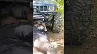 trail fixes are always the most interesting! #trailcarnage #jeep #jeepcomanche #offroad