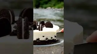 Oreo Cheesecake #satisfying #oddlysatisfying #relaxing #shorts #cheesecake #oreocake #oreo #cutting
