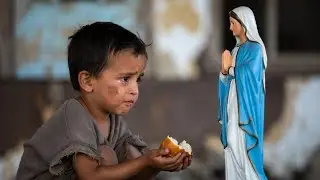 Un niño mendigo ofreció pan a la VIRGEN MARÍA… entonces la estatua LLORÓ y lo que ocurrió después…