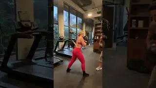 Bridget Means Business is live! CEO Muay Thai &hellip; super tired and I start moving slow 🤣💪🏻🙏🏻
