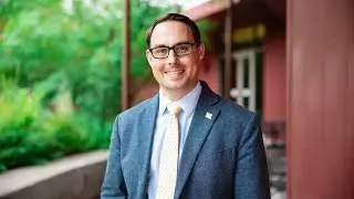 Top Five Questions with School of Natural Sciences Dean Jonathan Hodge