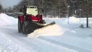 JCB + STARK Alueaura / Diagonal plow