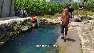 好清透的天然泳池，隔着屏幕都想跳下去，比城市泳池干净1000倍 #奶爸 #农村生活 #绿水青山我的家