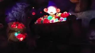 Disney World Magic Kingdom Seven Dwarfs Mine Train full ride