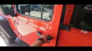 David's Orange Jeep Wrangler Sport Tutorial and Notes for your Turo trip.
