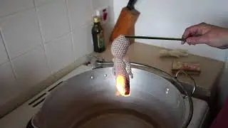Wool vs Acrylic - The flammability test