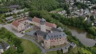 Schloss Voigtsberg - Marktplatz - Oelsnitz Vogtland (Drone Fly)