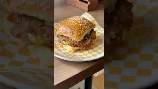 Best smash burger in town | Indiranagar | Smash Guys #smashburger #indiranagar #smashguys #burger