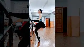 #светланабелоусова #dance #ballet #подпишись #фитнесбалетонлайн #танцы #поэтично #балетв48лет #балет