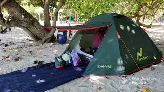 camp pakai tendaki arundaya 2+ air di pantai teluk asmara