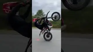 Стант на прогаси супер макс #kayo #automobile #supermoto #xr #bikelife #smartphone #эндуро #cc