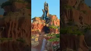 Splash mountain (Tokyo Disneyland)  the drop-off  #themepark #tokyo #disneyland #thrill #fyp #reels