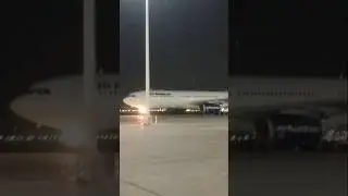 Hajj😱🕋🤲 flight Jeddah airport#hajj2025 #viralshort #trendingshorts